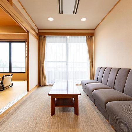 Saneikaku Hotel Мацумото Екстериор снимка