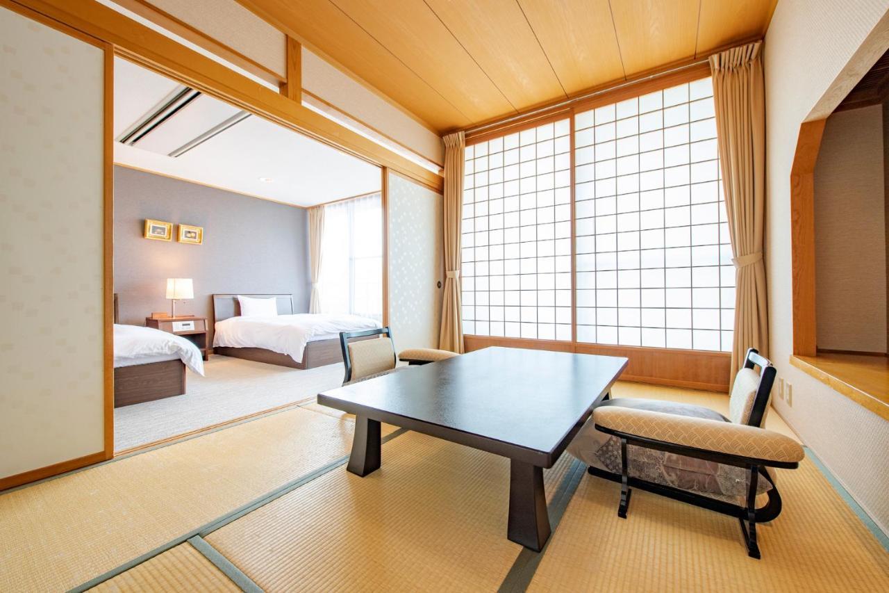 Saneikaku Hotel Мацумото Екстериор снимка